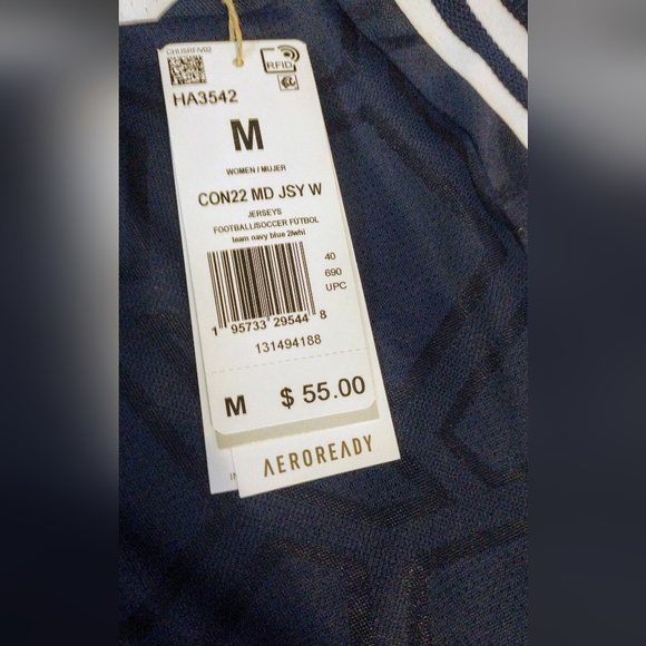 Adidas AROREADY Women's sports shirt NEW! Size M. 🔥 - Picture 10 of 10